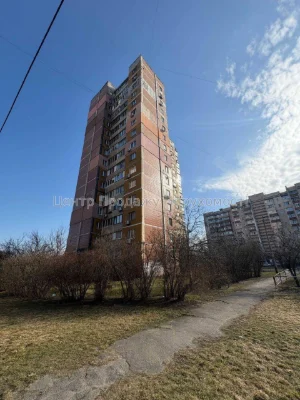 Продаж 2-кімн. квартири, 11/16 пов, 53. 4 м² у Києві – чудов