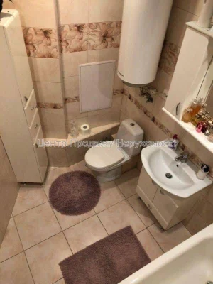 Продається 2-кімн. квартира, 15/16 пов, 70. 4 м² у Києві. Ві