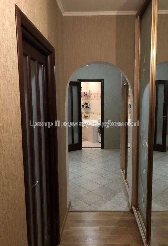 Продається 2-кімн. квартира, 15/16 пов, 70. 4 м² у Києві. Ві