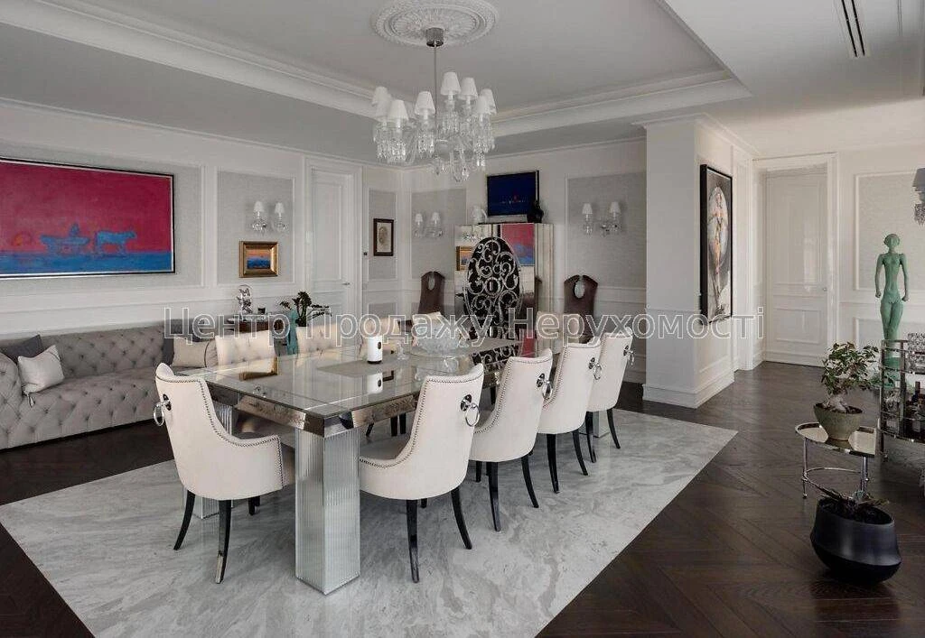 Продаж 6-кімн. квартири 476 м², 3/5 пов, Київ! Просторо та в
