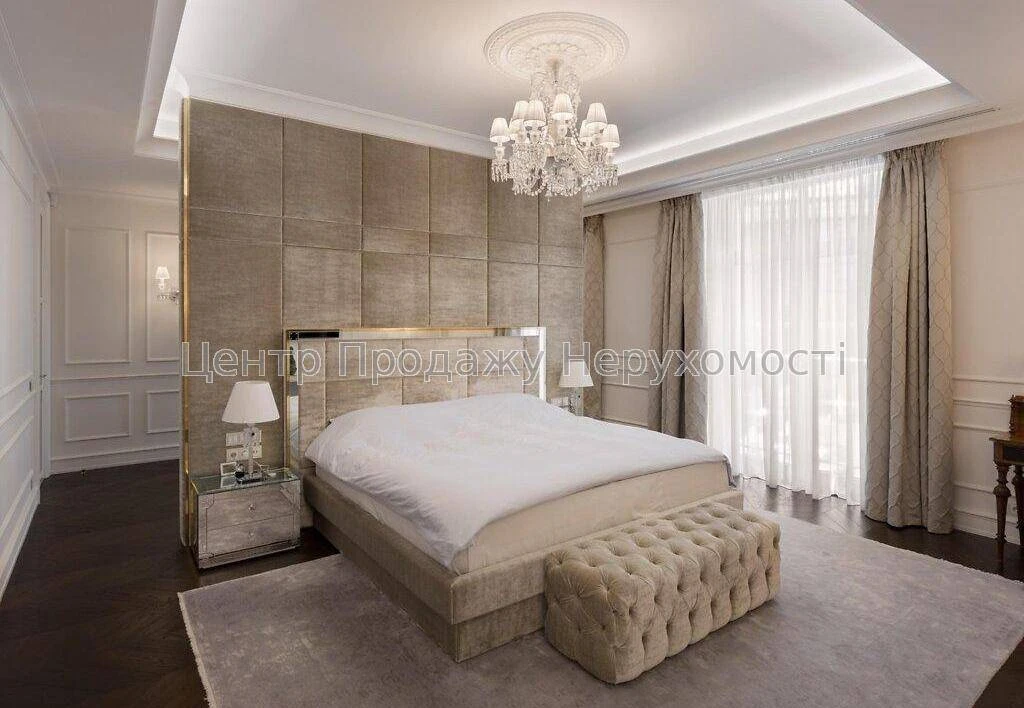 Продаж 6-кімн. квартири 476 м², 3/5 пов, Київ! Просторо та в
