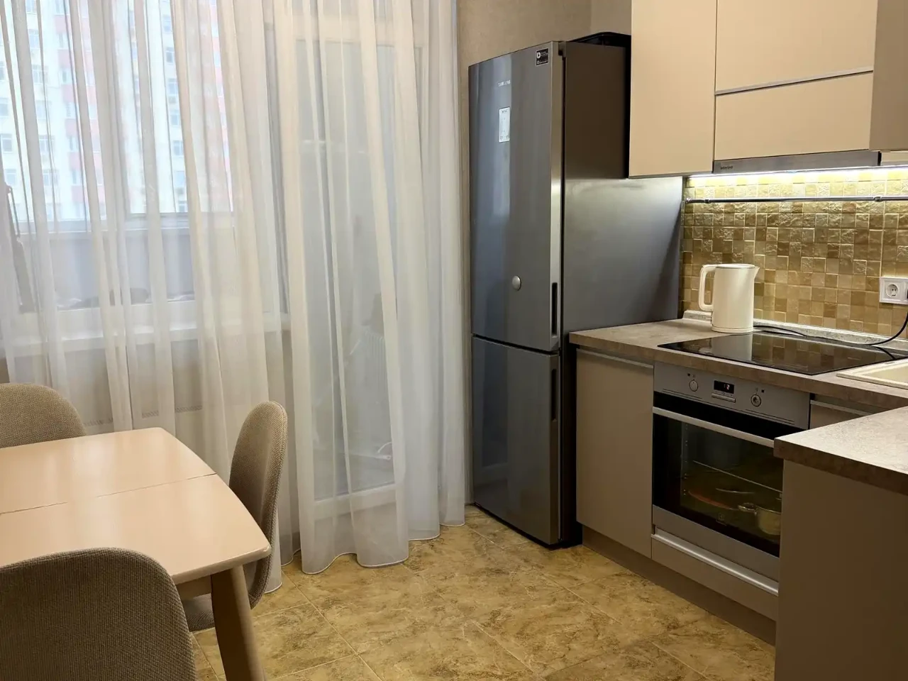 Продаж квартири 1-кімн. 40.4 м² 8/24 пов.