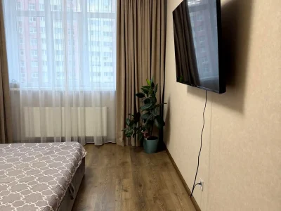 Продаж квартири 1-кімн. 40.4 м² 8/24 пов.