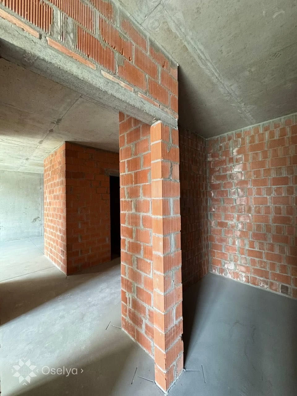 Будинок 13-17 Продаж видової 2-кімнатної квартири в ЖК «Руса
