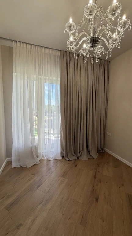 Продам 1 комнатную квартиру с Ремонтом, 41 м2,Кадорр сити,66