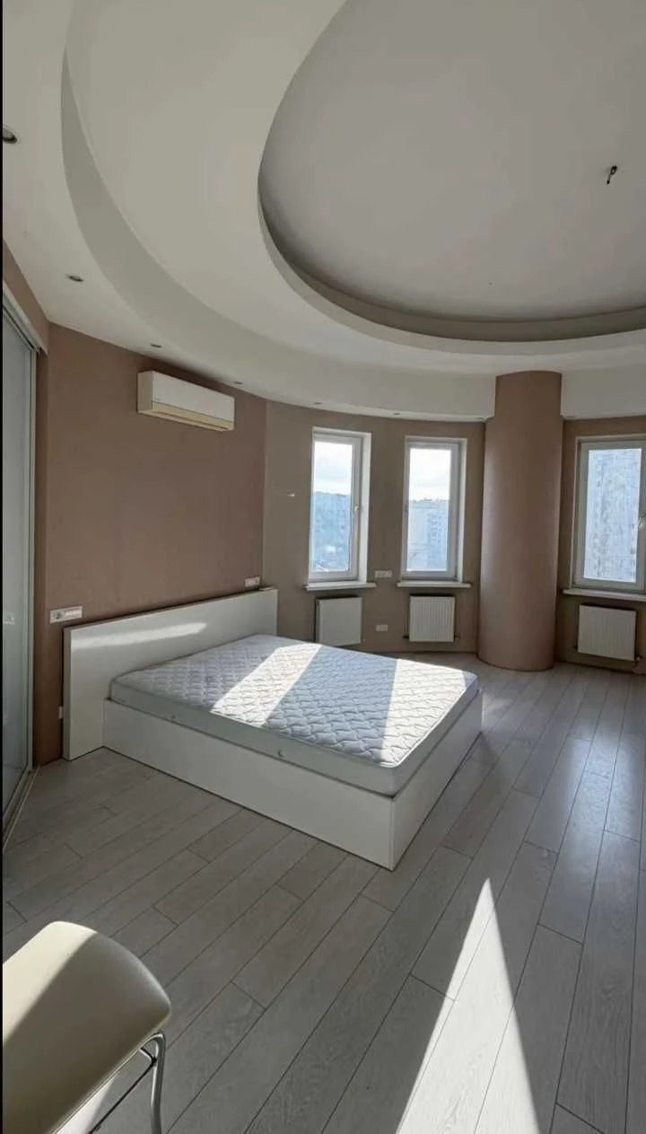 Просторная 2-уровневая квартира 159 м² возле Центра, ул. Пыш