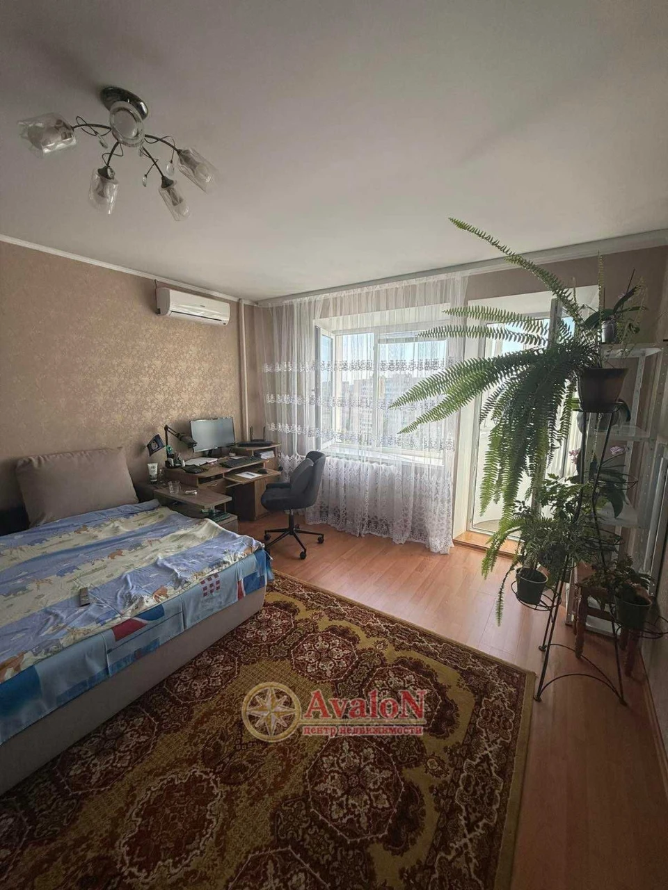 Продам 1-но кімнатну квартиру на вул. Семена Палія