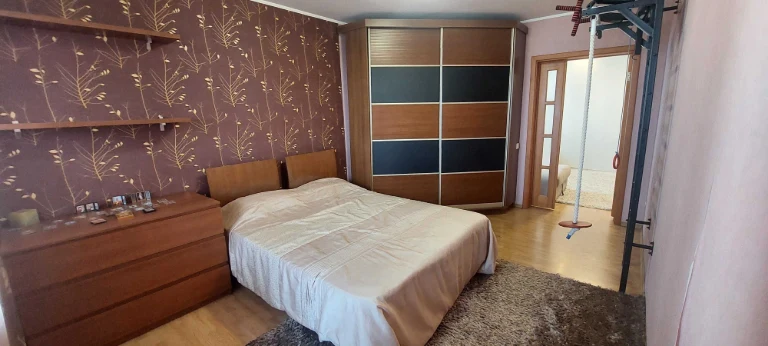 Продам 3 комн кв с капремонтом,  Павлово поле