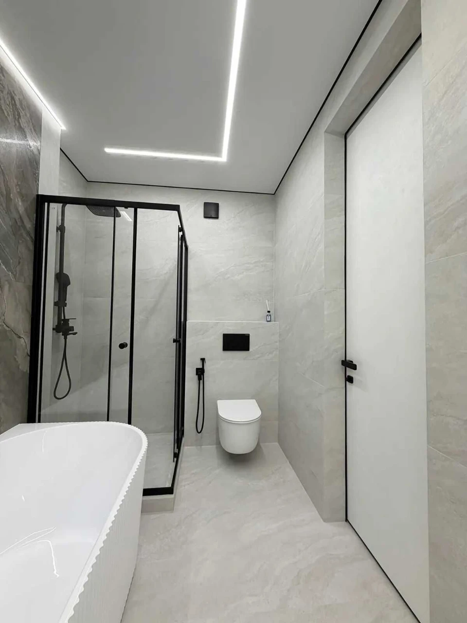 Продам 2к квартиру з стильним ремонтом в ЖК Light Home, в це