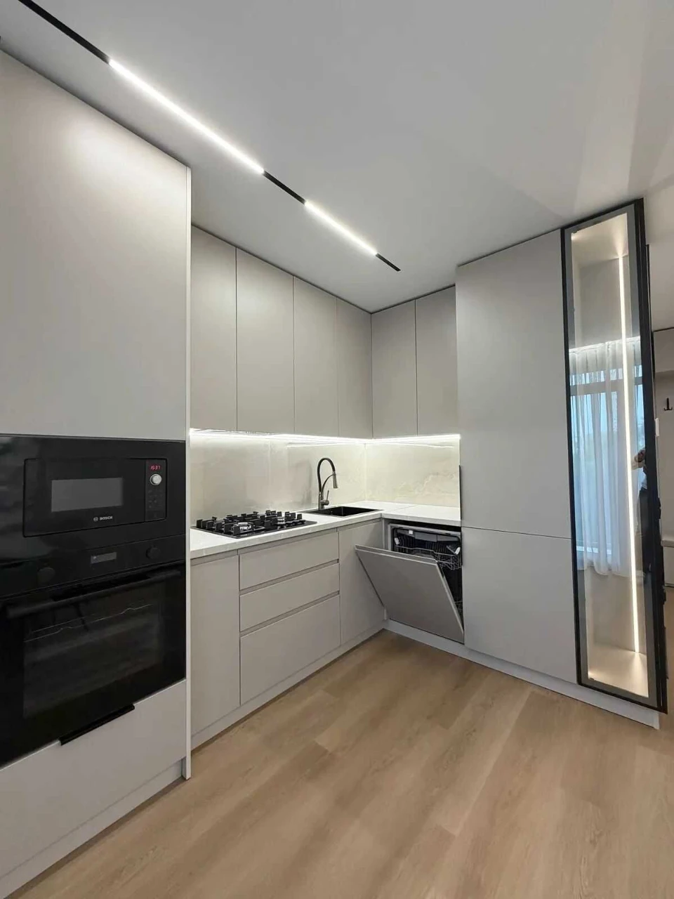 Продам 2к квартиру з стильним ремонтом в ЖК Light Home, в це