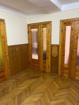 Продаж квартира чешка Чернівці три кімнати 2й поверх