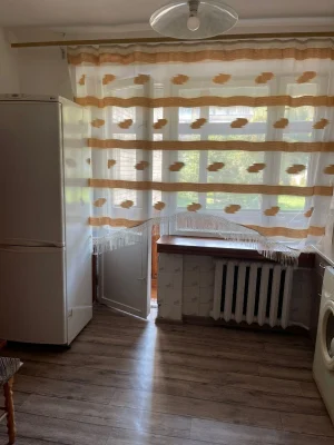 Продаж квартира чешка Чернівці три кімнати 2й поверх