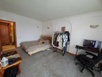 Продам 1-к квартиру в центре