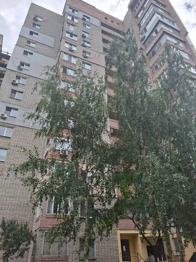 Продам 1-к квартиру в центре