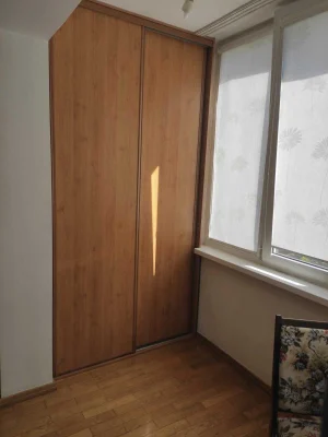 Продам 2-ух комнатную кв-ру на Оболони, ул. Героев Днепра,22