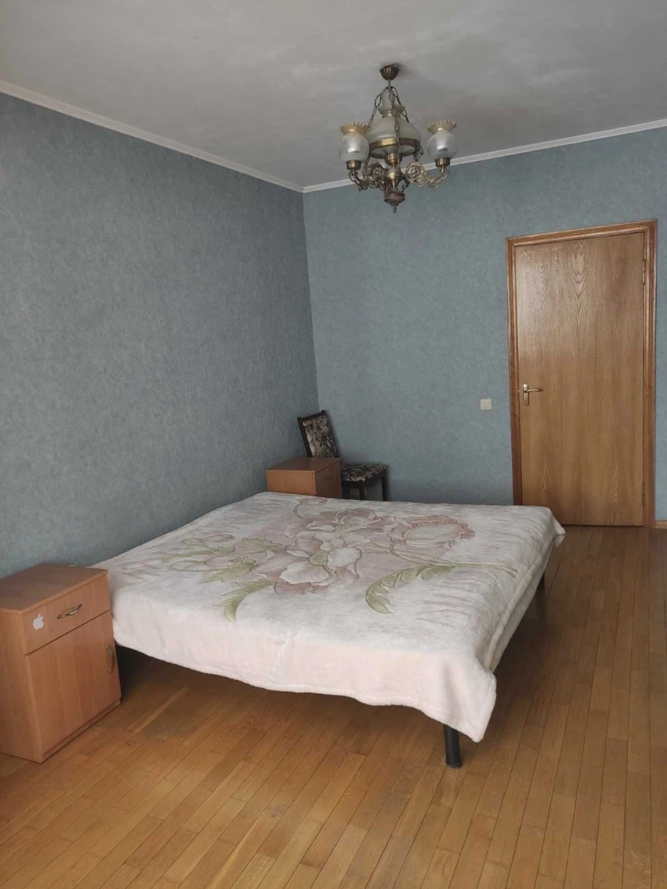 Продам 2-ух комнатную кв-ру на Оболони, ул. Героев Днепра,22