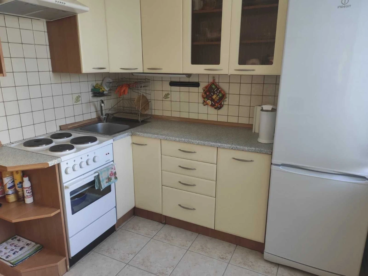 Продам 2-ух комнатную кв-ру на Оболони, ул. Героев Днепра,22