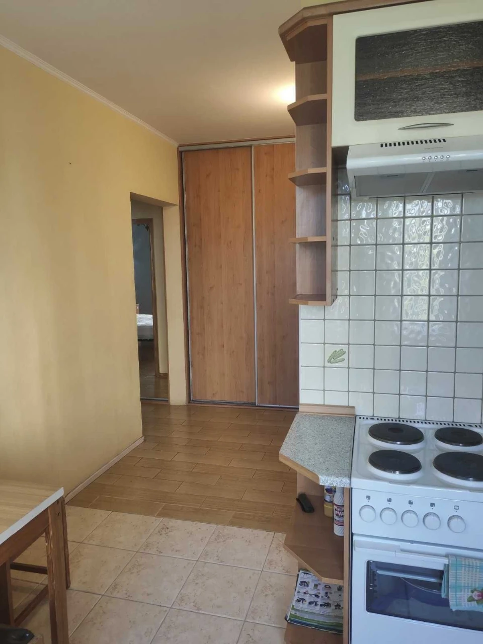 Продам 2-ух комнатную кв-ру на Оболони, ул. Героев Днепра,22
