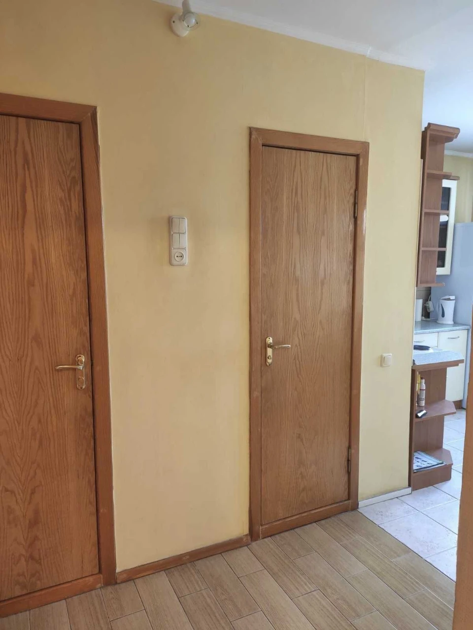 Продам 2-ух комнатную кв-ру на Оболони, ул. Героев Днепра,22