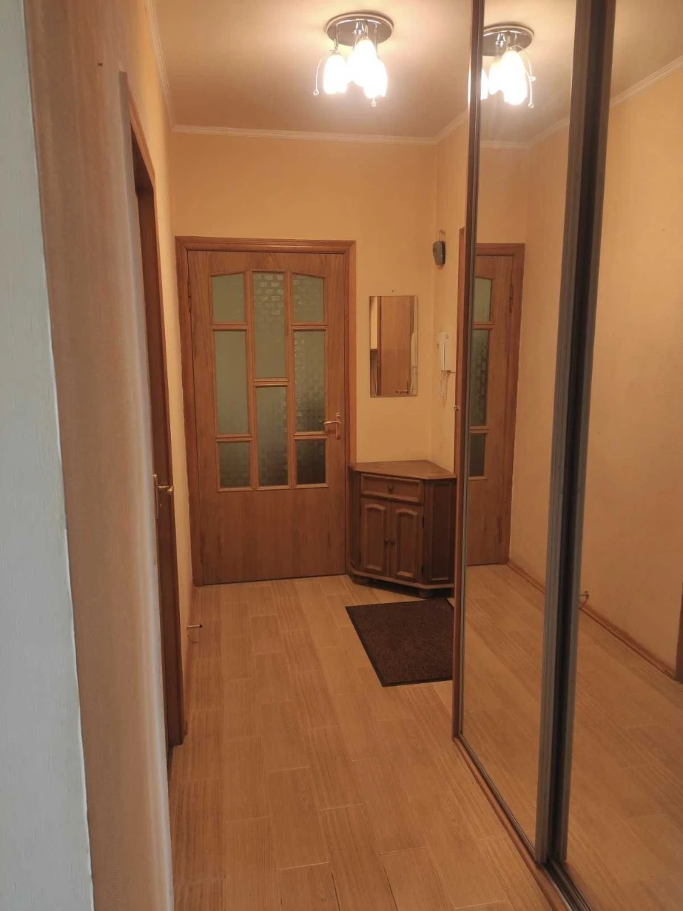 Продам 2-ух комнатную кв-ру на Оболони, ул. Героев Днепра,22