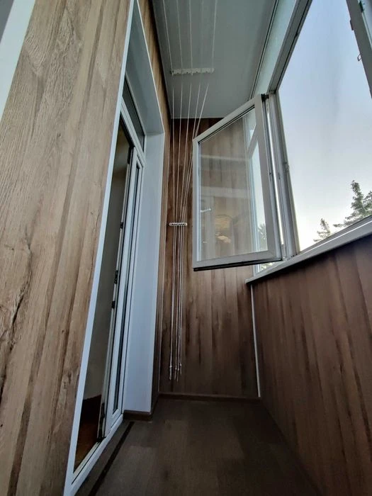 Selling my own 1-room apartment, New Circus area, VLASN