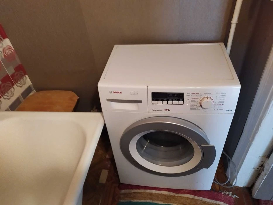 Selling my own 1-room apartment, New Circus area, VLASN