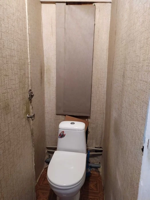 Selling my own 1-room apartment, New Circus area, VLASN