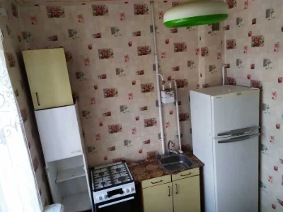 Selling my own 1-room apartment, New Circus area, VLASN
