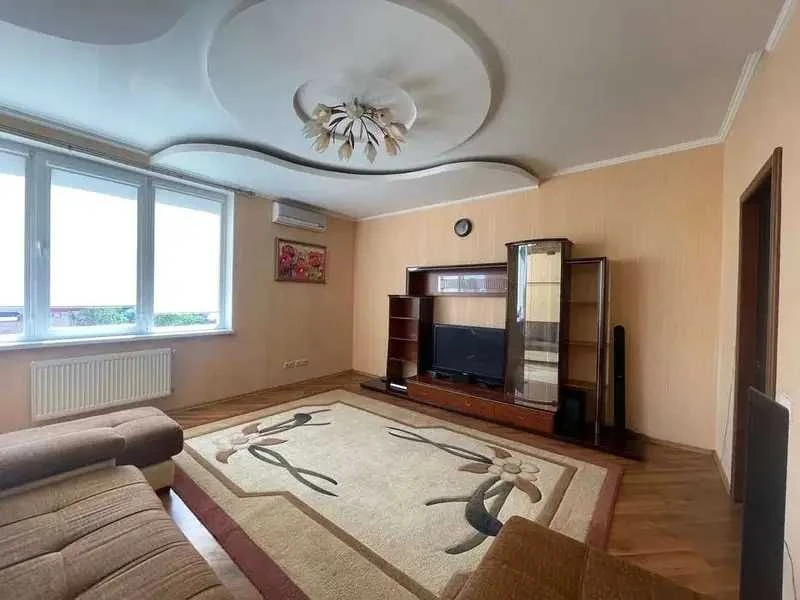 2К 76,4М² у ЖК Чудо-Місто, Центр, 7/18 — КУХНЯ 18М², з мебля