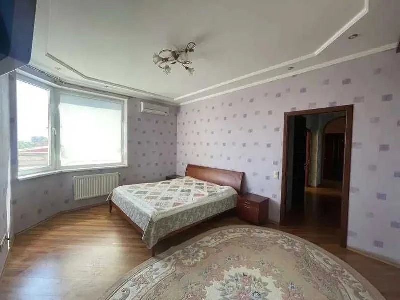 2К 76,4М² у ЖК Чудо-Місто, Центр, 7/18 — КУХНЯ 18М², з мебля