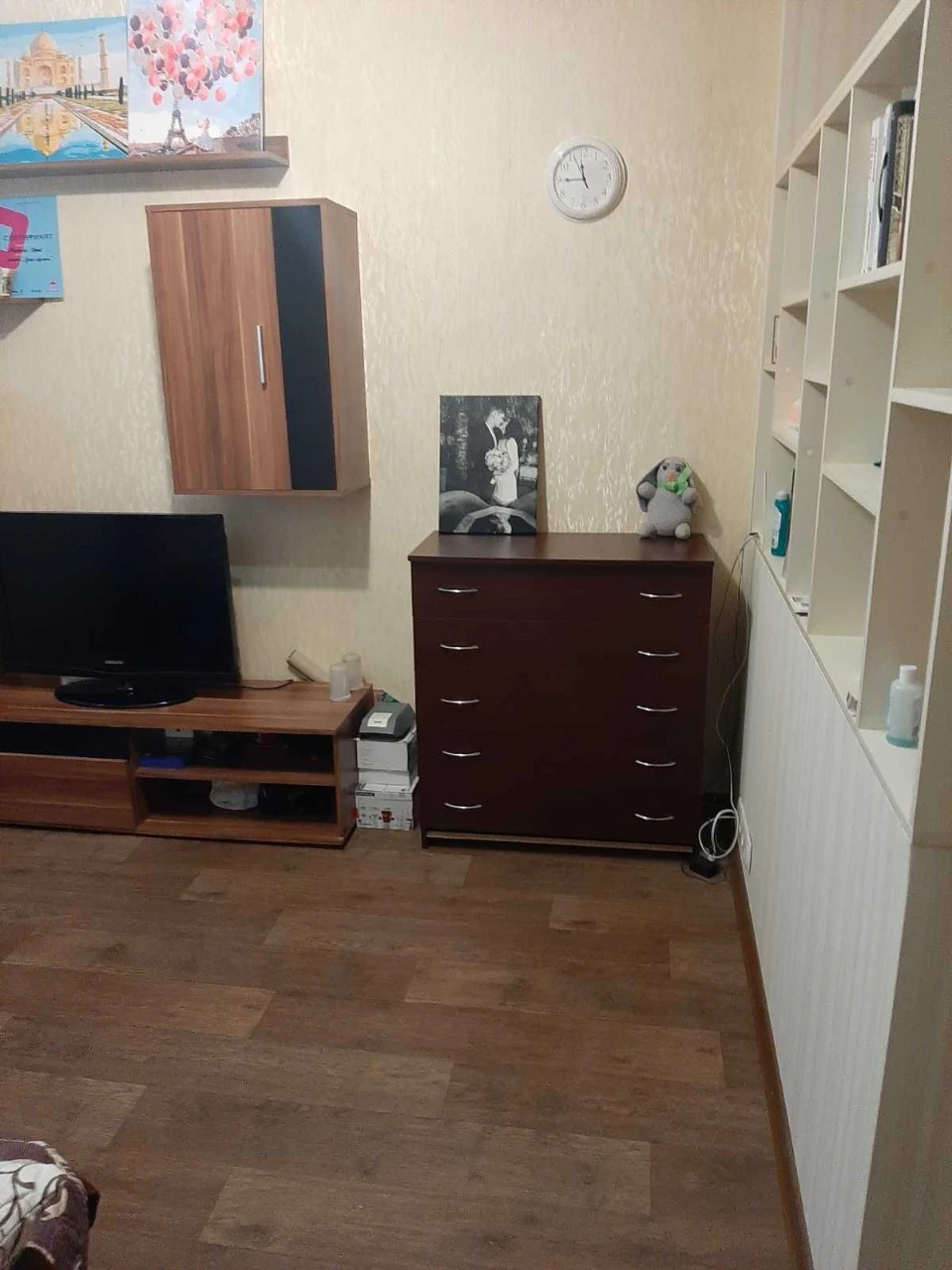 Продам 1-кімнатну квартиру на Нових Будинках, метро Армійськ
