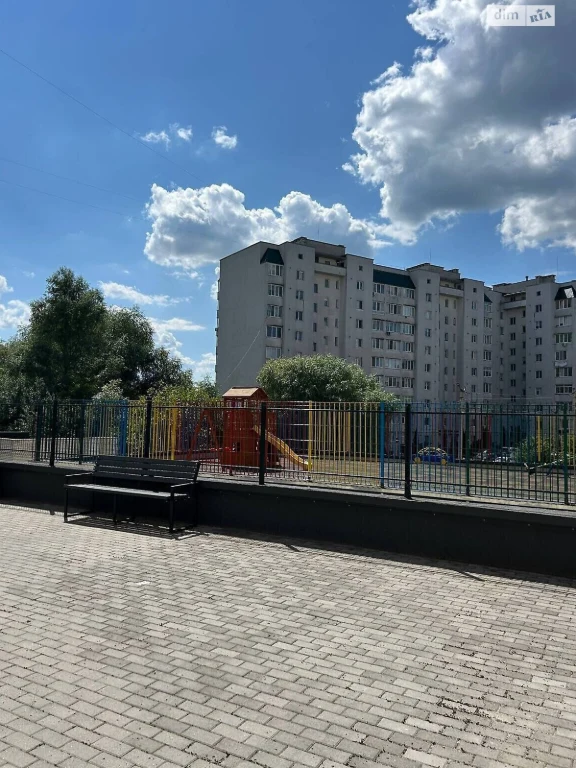 Продаж Квартира Озерна