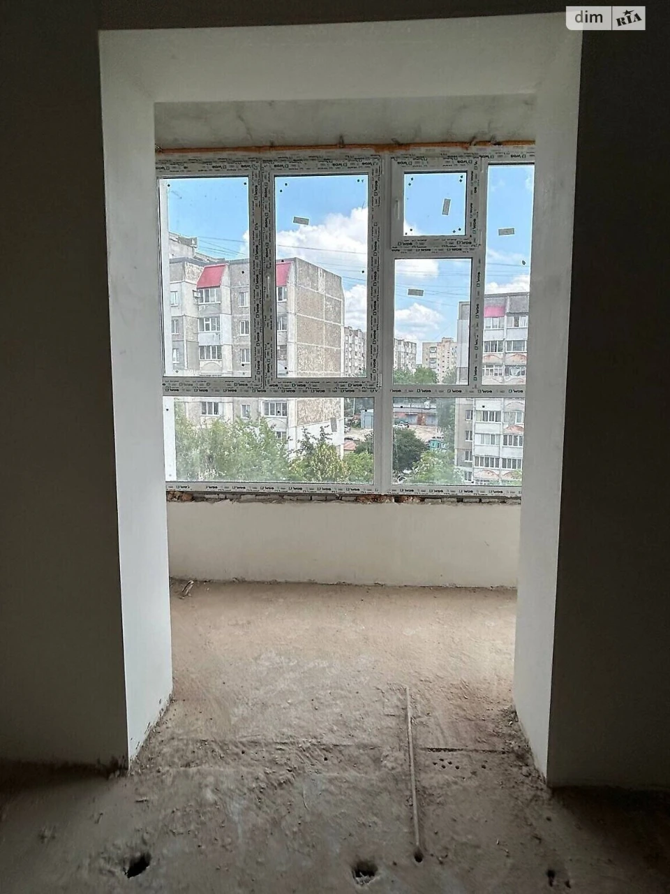 Продаж Квартира Озерна