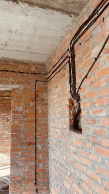 Полторушка в новобудові «Зиґ- заг» топове планування