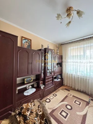 Продаж 3-кімн. квартири на Злуки, Північний