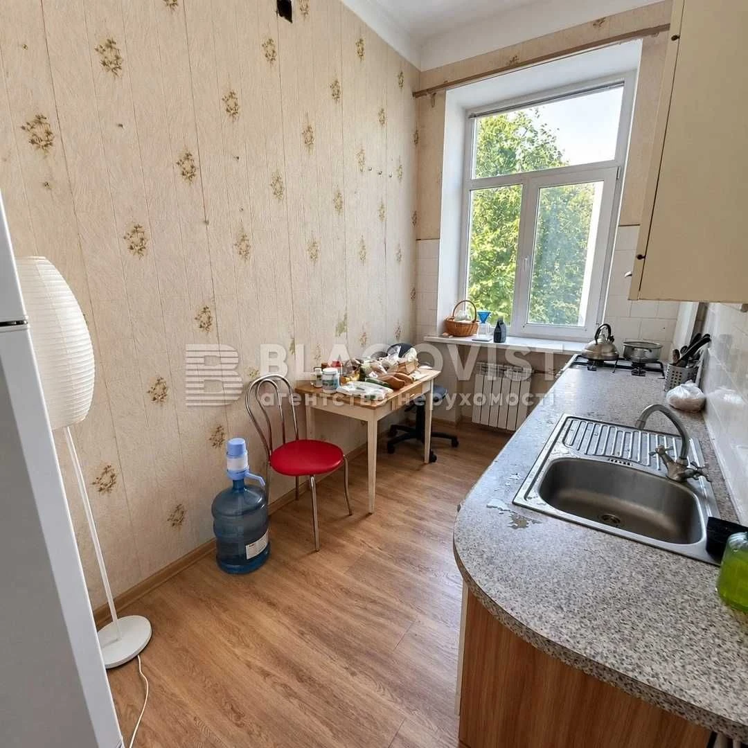 Продаж 3х кімнатної квартири Гусовського, 12/7, ; Сталінка;