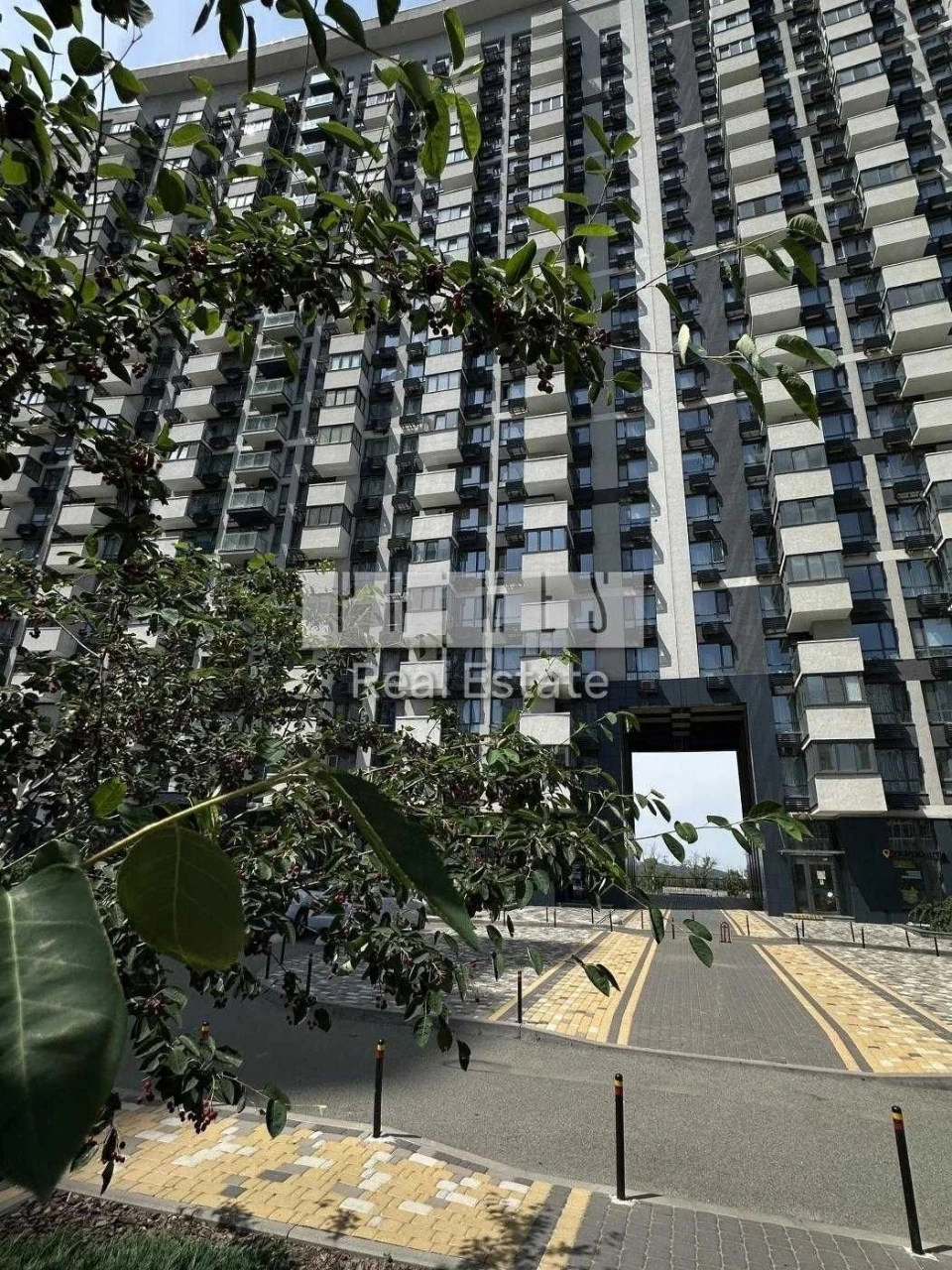 Продаж 3к квартири у ЖК "Зарічний", вул. Зарічна, будинок 8,