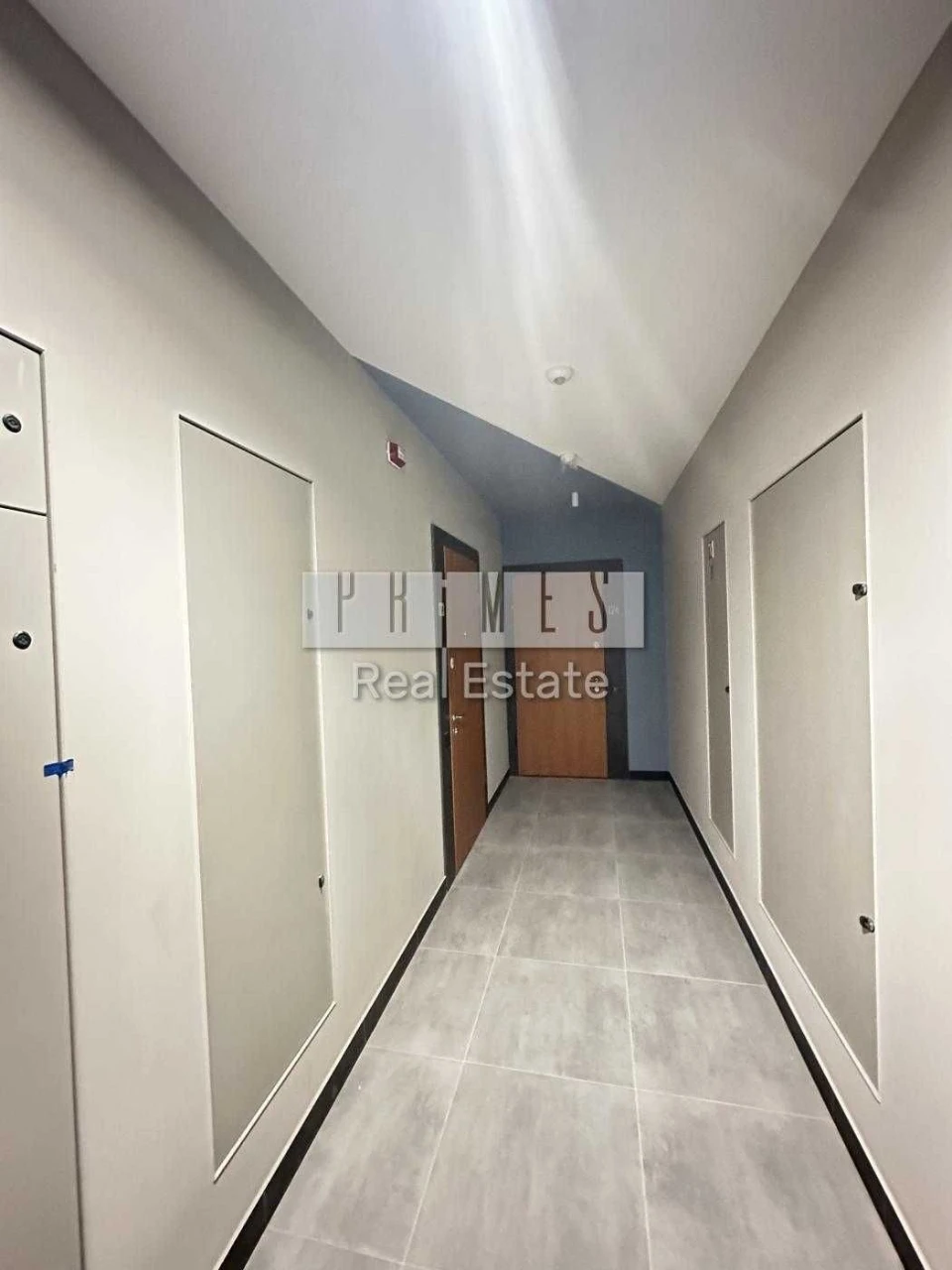 Продаж 3к квартири у ЖК "Зарічний", вул. Зарічна, будинок 8,