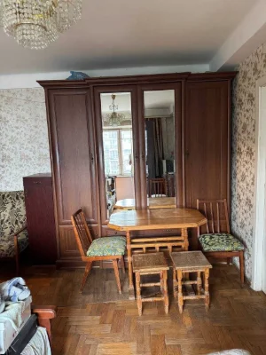 2к квартира в центрі міста, аїнки 9