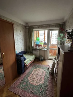 2к квартира в центрі міста, аїнки 9