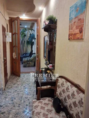 2-кімнатна квартира 54 м² Центр, роздільні кімнати, індивіду