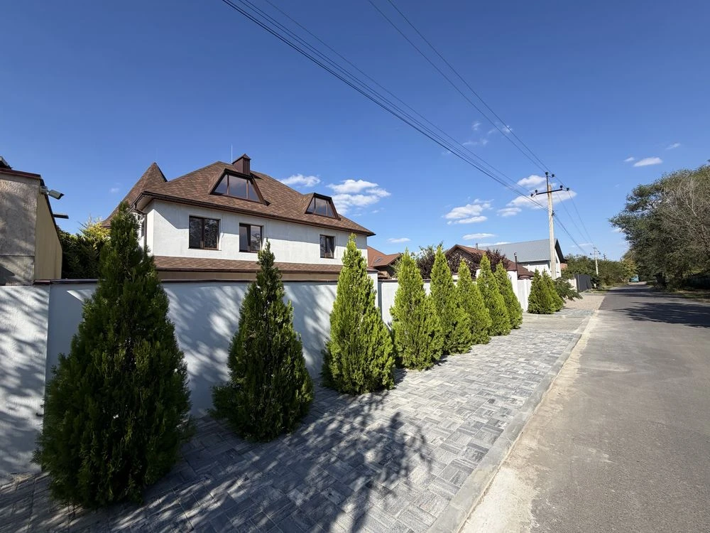 Продаж гарного будинку  / новобудова  мкр. Варварівка