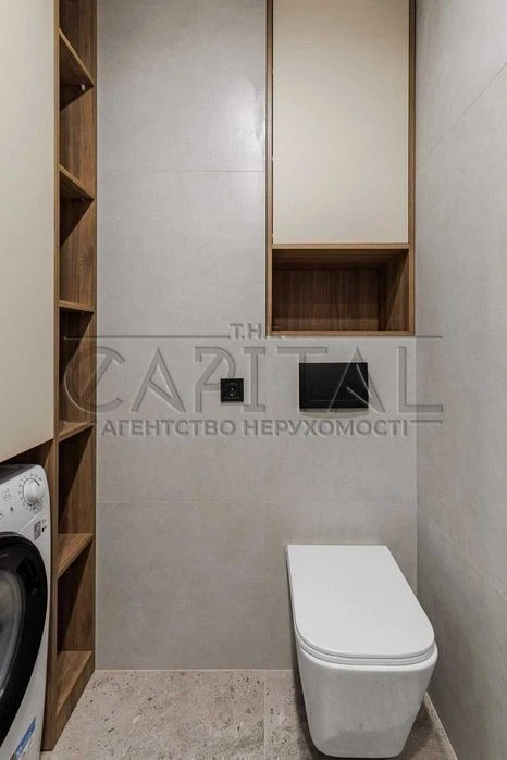 For sale / Apartment / 43 m2 / Residential complex Varshavsky 3 / Podilsky district