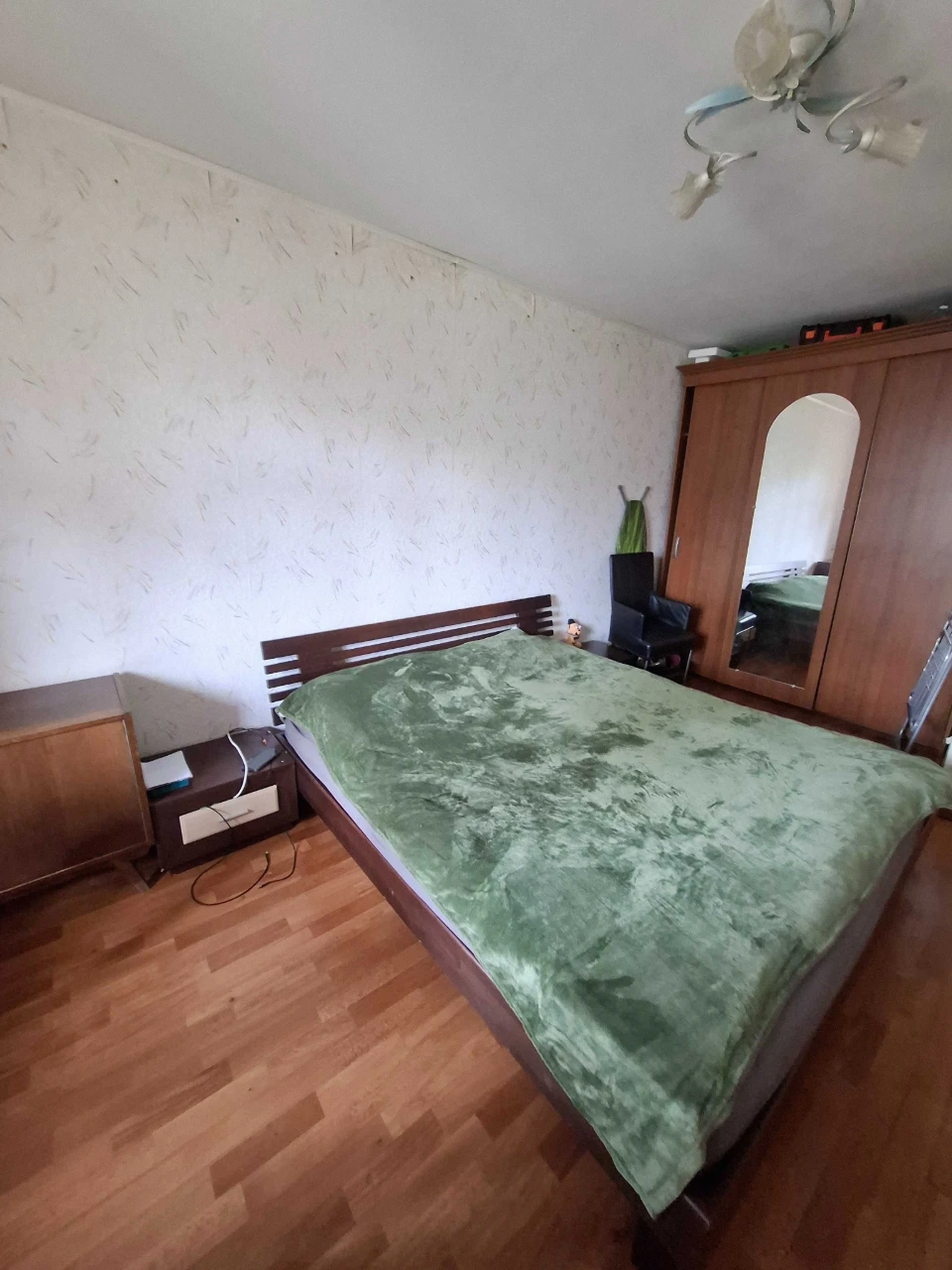Продаж р-н Л.Лук'яненко 2-х кім.к-ра вул. Космонавтів, 2 пов