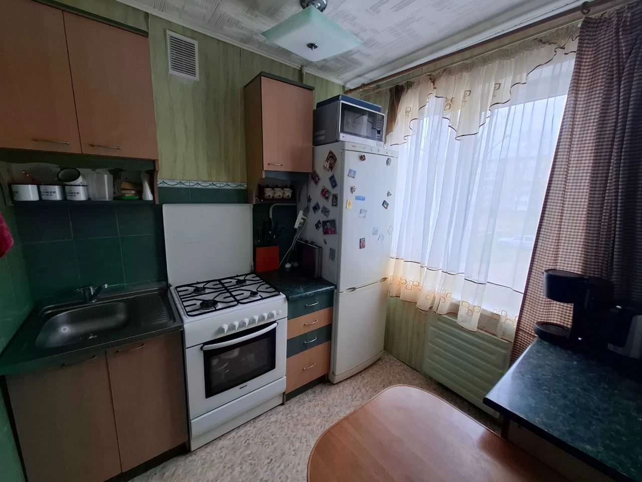 Продаж р-н Л.Лук'яненко 2-х кім.к-ра вул. Космонавтів, 2 пов