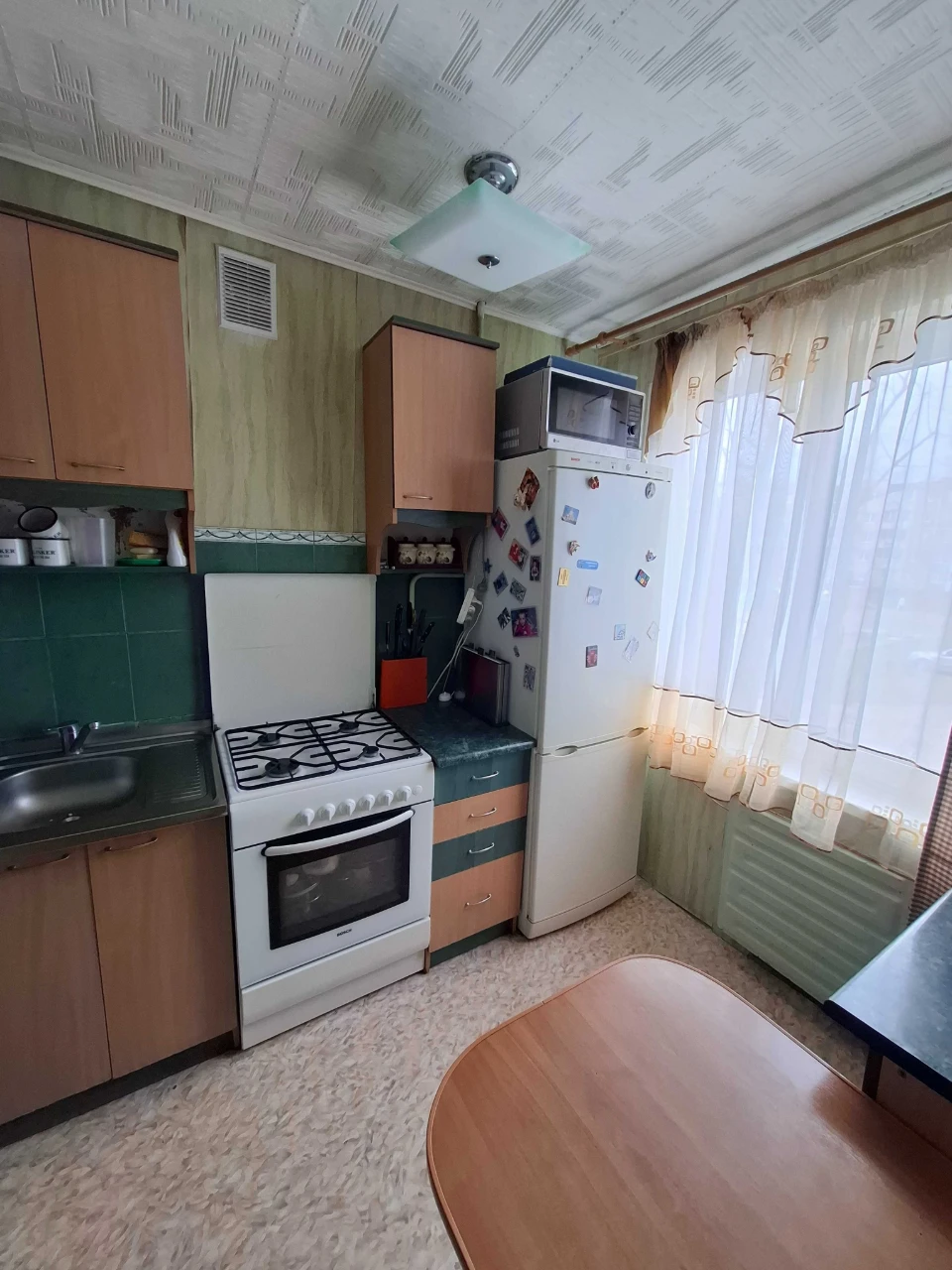 Продаж р-н Л.Лук'яненко 2-х кім.к-ра вул. Космонавтів, 2 пов