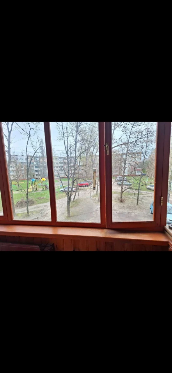 Продаж р-н Л.Лук'яненко 2-х кім.к-ра вул. Космонавтів, 2 пов
