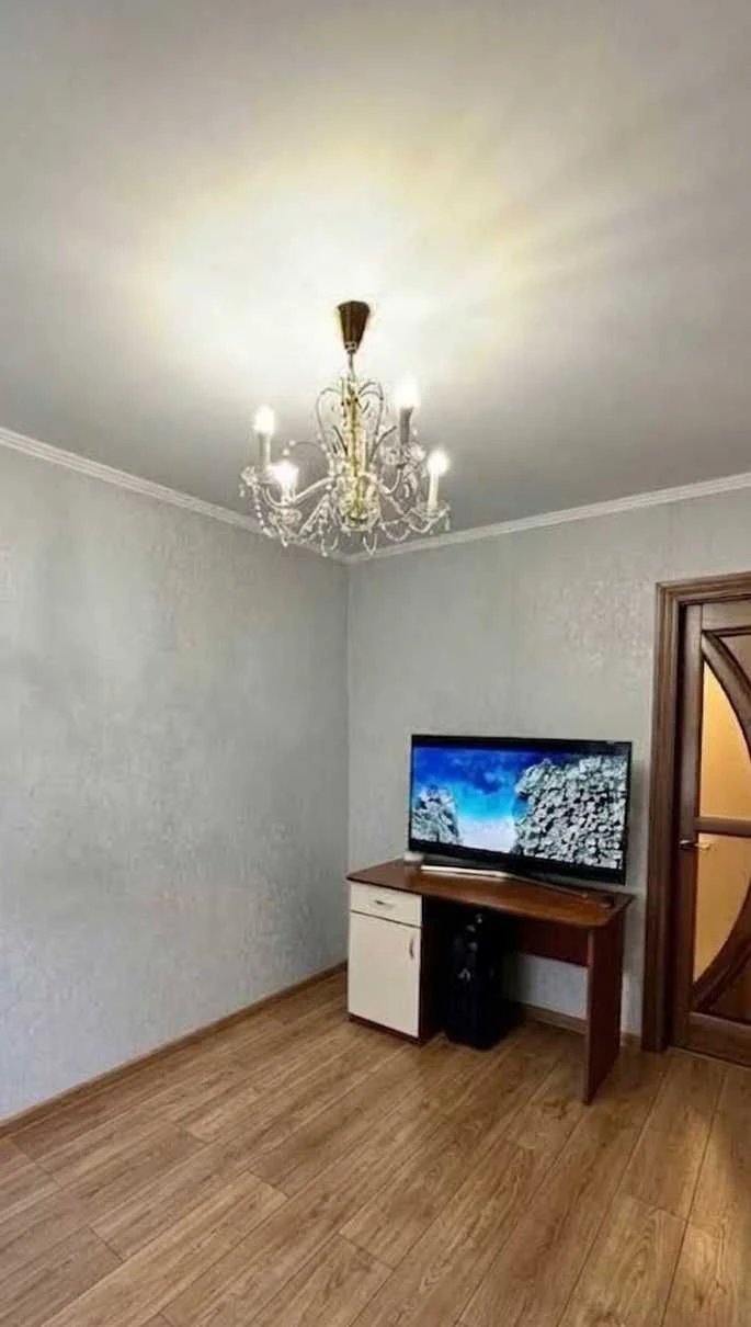 Продаж 2 кімнатної квартири з якісним та гарним ремонтом!, д