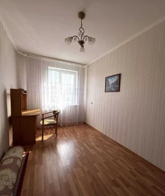 2-кімнатна квартира на вул. Стрийській