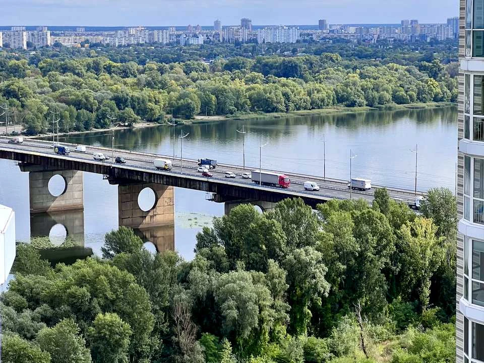Квартира. Київ, Оболонська набережна вул.